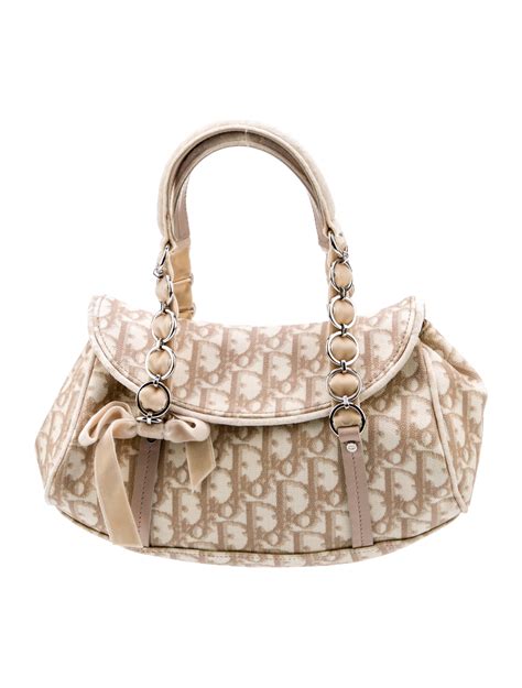 dior trotter bag romantique